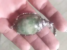 kalung batu bacan