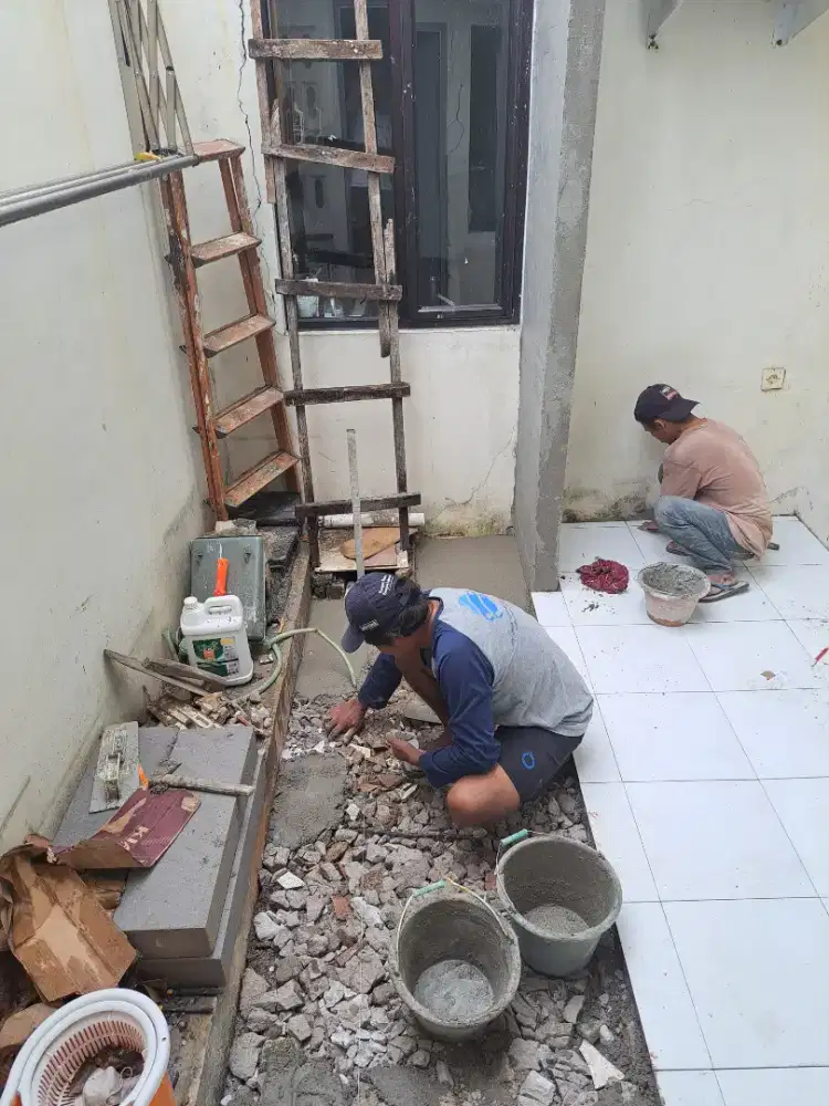 Tukang Harian dan borongan