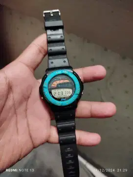 Jam Casio suf100