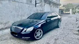 Dijual Mercedes Benz Antik Low KM W212 E200