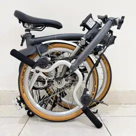 SEPEDA LIPAT BROMPTON M6Lxd GRAPHITE METALLIC 2019 - TITANIUM SERIES