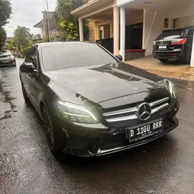 Jual mercedes benz c200 EQboost 2019/2020 odo 6 rb miles
