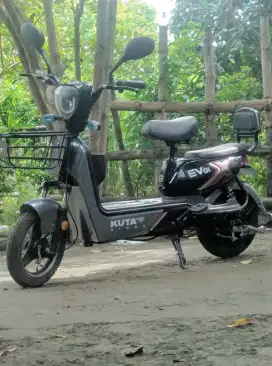 Sepeda listrik kuta