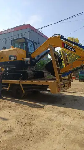 Sewa kan excavator PC 60