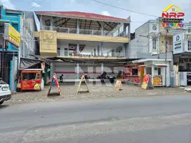 Dijual Ruang Usaha 3 Lantai Ex. Minimarket Jl. Kolonel Sugiono - Bwi