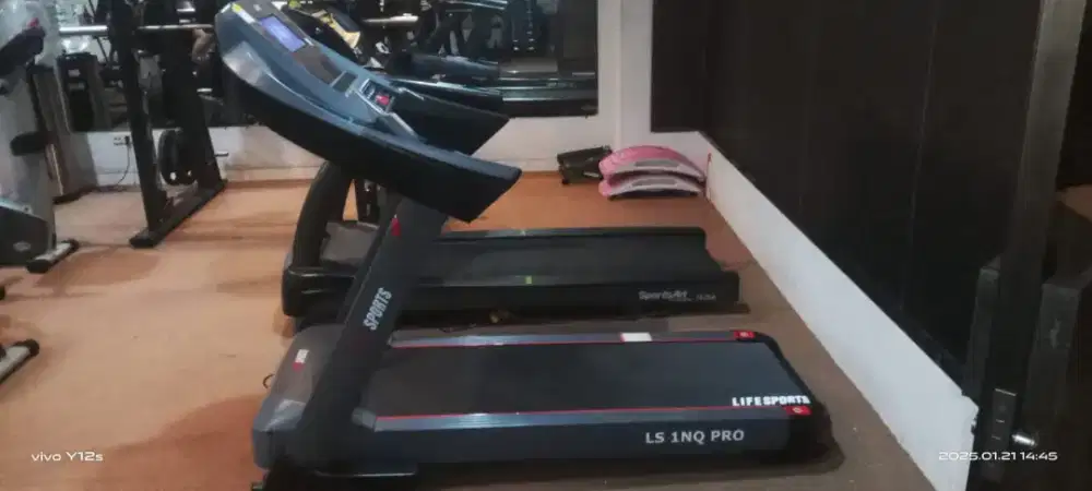Free ongkir  Treadmill Elektrik Komersial LS1NQ PRO bisa BB 180 kg