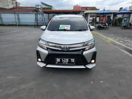 TOYOTA AVANZA VELOZ 1.5 M/T 2021 DP 15 JUTA