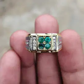 Cincin Atas Batu Zamrud,Samping Berlian Natural