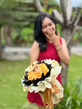 Bouquet Buket Bucket Bunga Satin Kado Hadiah Gift Wisuda Anniversary