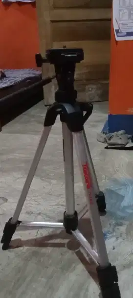 TRIPOD Untuk Kamera