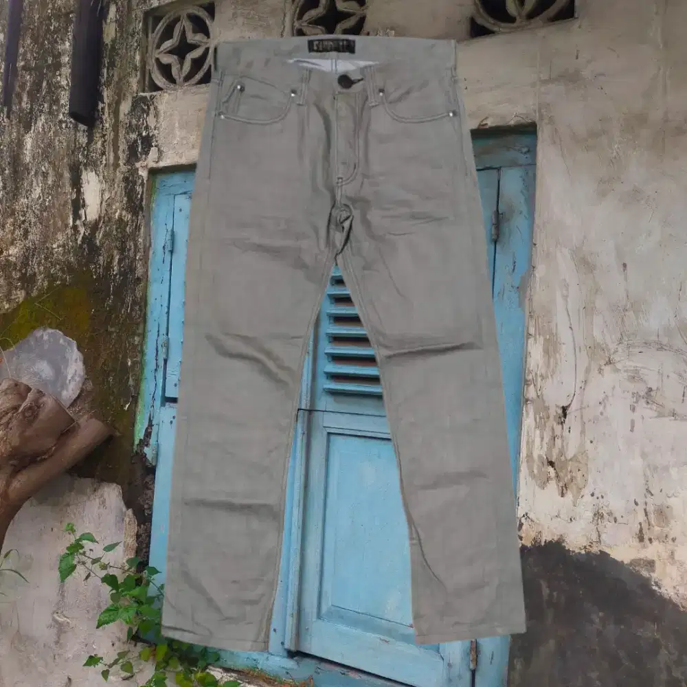 Back Number coated pants Second