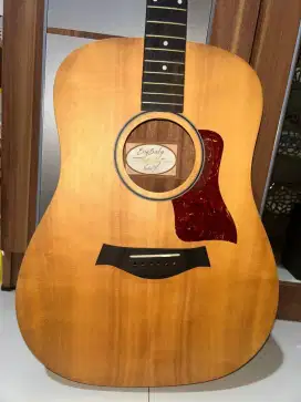 Dijual Second Taylor Big Baby Acoustic Guitar