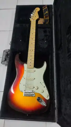 Giitar Fender Stratocaster with Chip 2014