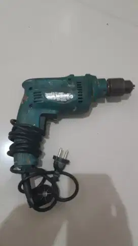 Bor Listrik Makita M0801 13mm masih halus