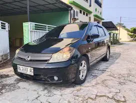 Honda Stream 2004