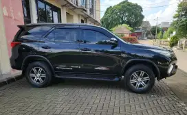 Di jual fortuner G matic 4x4 solar