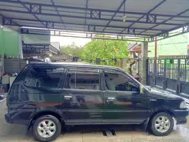 Toyota Kijang LGX 2.0 EFI Bensin