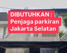 Penjaga parkiran klinik kesehatan