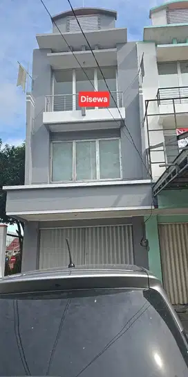 Ruko 2,5 Lantai di Bulevar Hijau Harapan Indah Bekasi