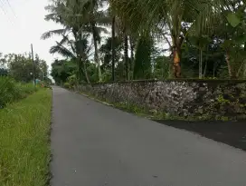 SHM PEKARANGAN MURAH PAKAI NEGO,LEBAR DEPAN 40 METER HOOK 3 MUKA