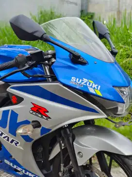 SUZUKI GSX 150R BIRU SILVER TAHUN 2021 MULUSS‼️