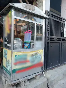 Rombong bakso tanpa roda