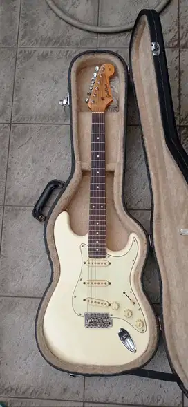 Grassroots Stratocaster full ori full spec harga setara squier standar