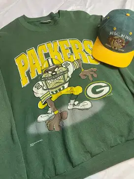 Crewnect & topi tazmania nfl gpackers one set vintage