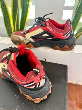 Sepatu Fila Ori