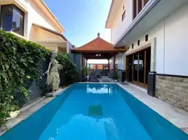 DIJUAL VILLA BARU LANTAI 2 VIEW SAWAH LOKASI PADONAN CANGGU BALI