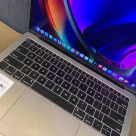 macBook Air 2018 16/1.5 TB space grey