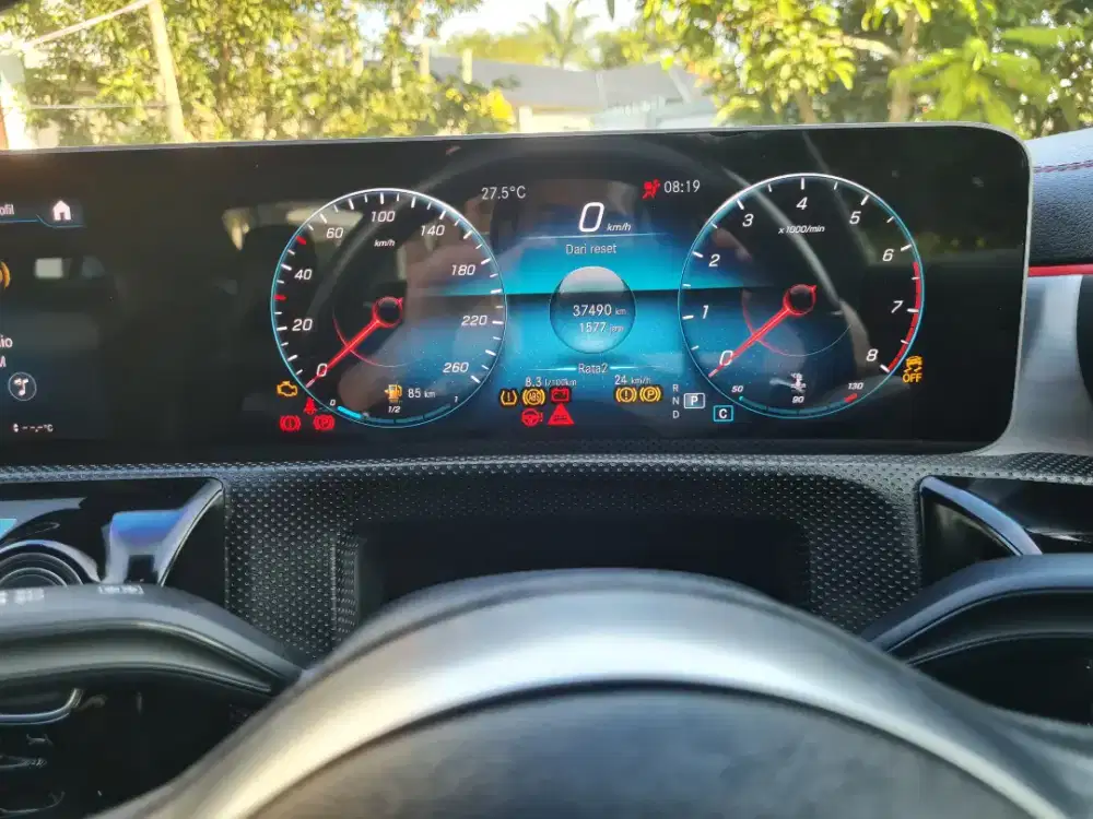 Mercedes benz CLA Super Cantik