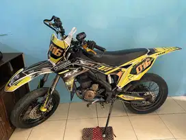 Dtracker supermoto boreup