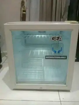 Showcase mini Gea normal orisinil