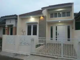 Dijual rumah lt.72 m² lb.55 m² Citra Indah City