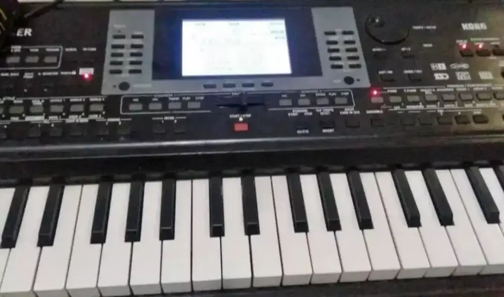 Keyboard korg micro arranger