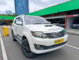 (KM90000)TOYOTA FORTUNER TRD VNT DIESEL 2015 NIK 2014 KMRENDAH