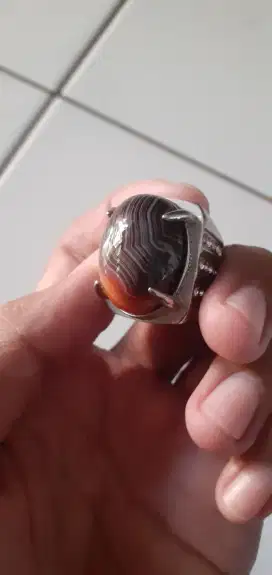 Cincin batu akik motif spider