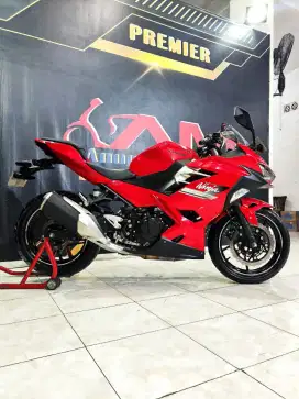 Kawasaki New Ninja 250 FI STD REG 2022 odo 3k DP 8jt an