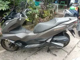 Jual motor pakaian istri PCX ABS lengkap tangan pertama