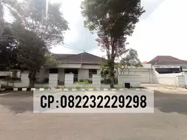 Disewakan rumah modern luas perum elit Jember