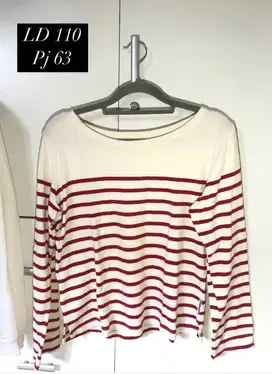 Kaos Salur Merah Lengan Panjang