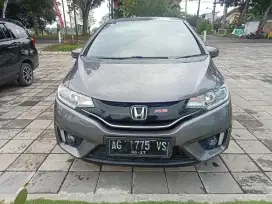 Honda jazz RS gk5 th 2017 plat asli AG lokasi jbg utara dkt bri tapen