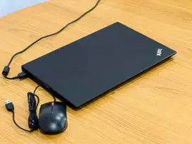 Lenovo Thinkpad X270 i5  Gen 6 Layar 12,5 inch