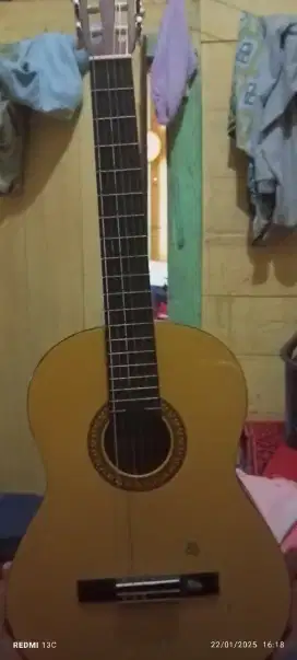 GITAR YAMAHA C315