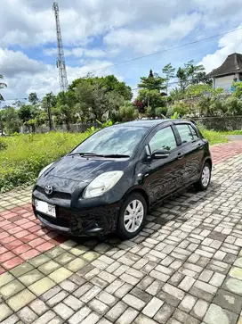 Yaris J 2013 m/t km 96rb