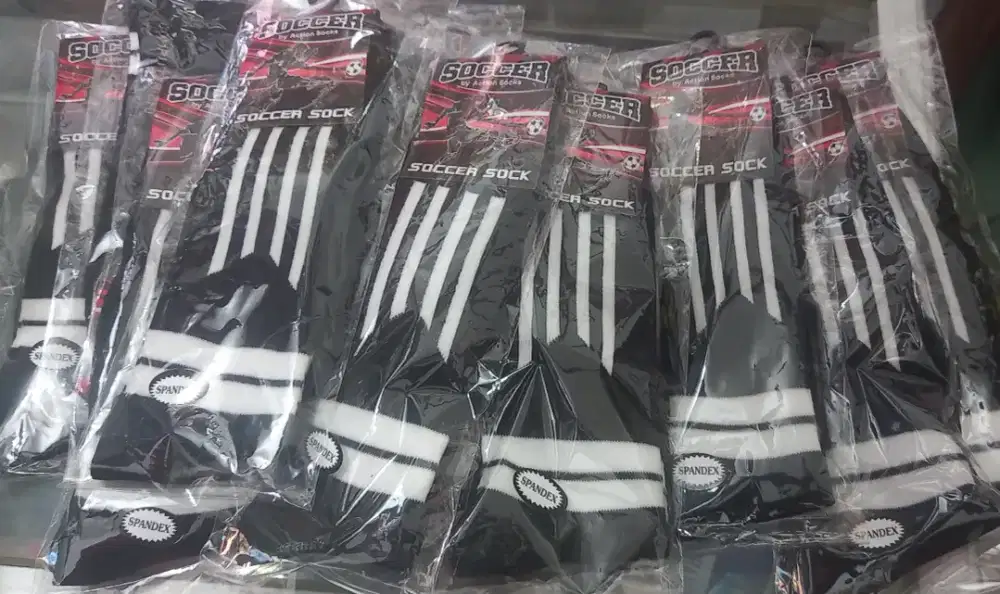 Kaos kaki anak anak