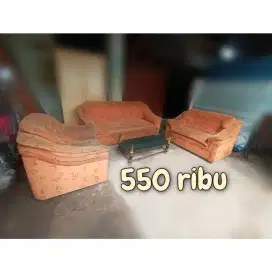 Sofa ruang tamu minimalis