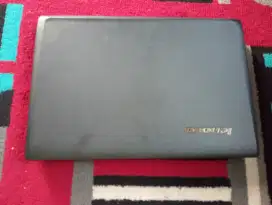 Dijual laptop Lenovo G 460. Kondisi masih bagus, baterai awet.