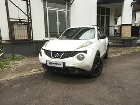 Pajak Panjang - NISSAN JUKE 1.5 RX BENSIN A/T 2011 PUTIH